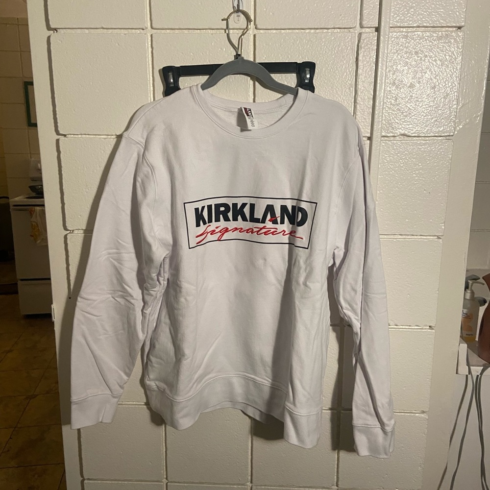 Kirkland Branded White Crewneck Like New